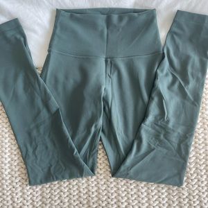 Lululemon Wunder Train 25” Smoked Spruce